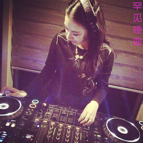 外部播放此歌曲>传说中的社会摇专辑:罕见硬曲歌手:虞姬dj音乐,请欣赏