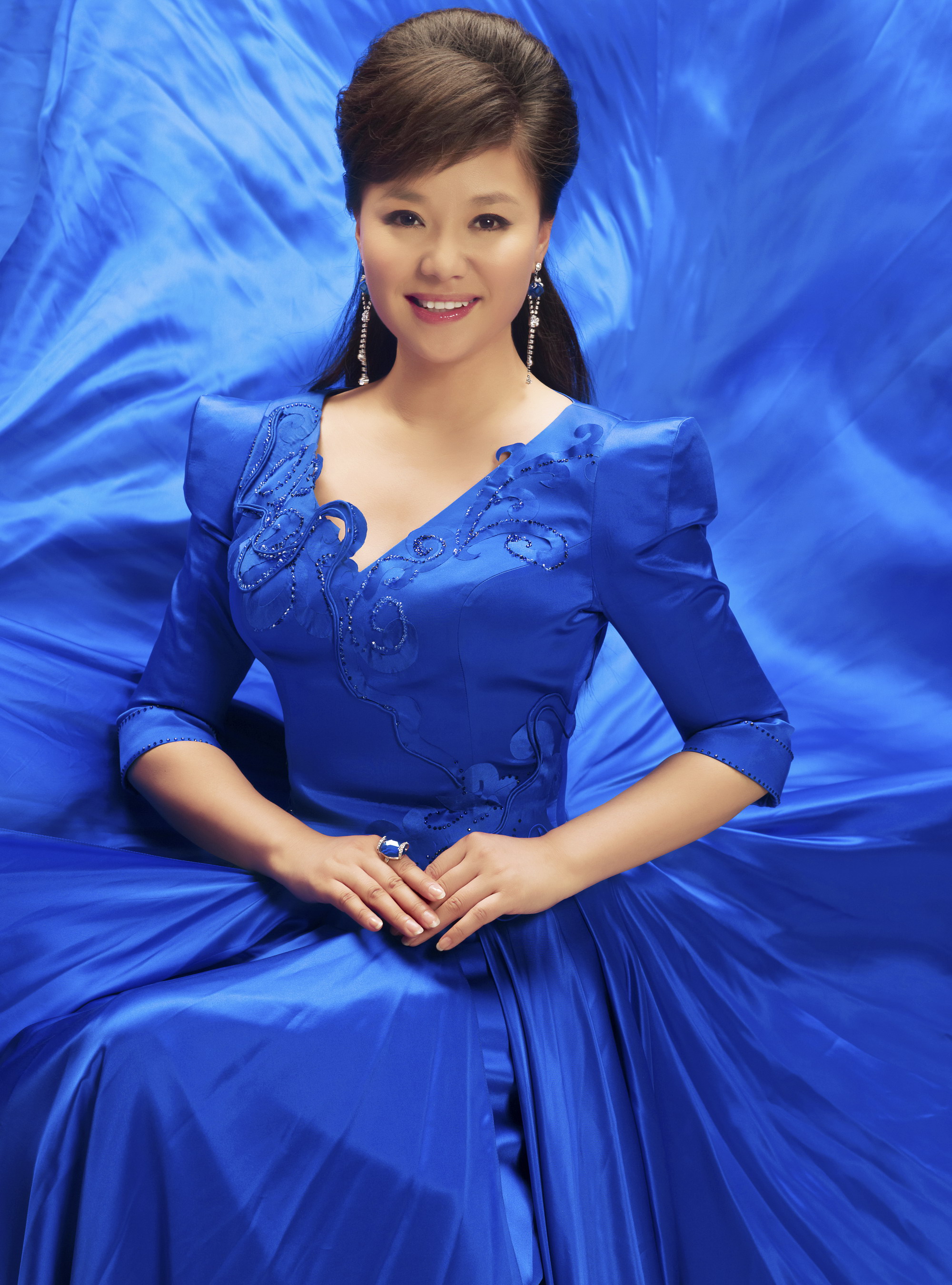 民歌女歌手王丽达图片