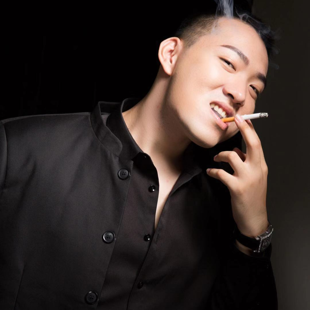 海伦 - 为你耗尽了所有专辑:为你耗尽了所有歌手:海伦海伦 - 为你耗尽