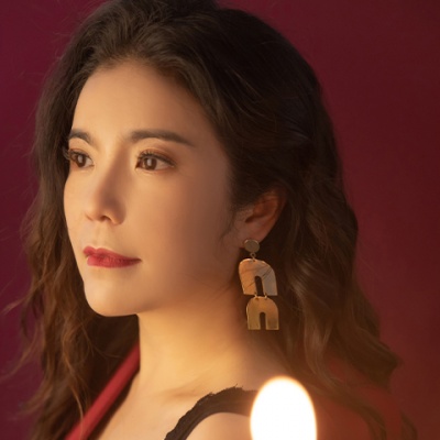 歌手:蒋婴                          [id:$00000000] [ti:下雨天